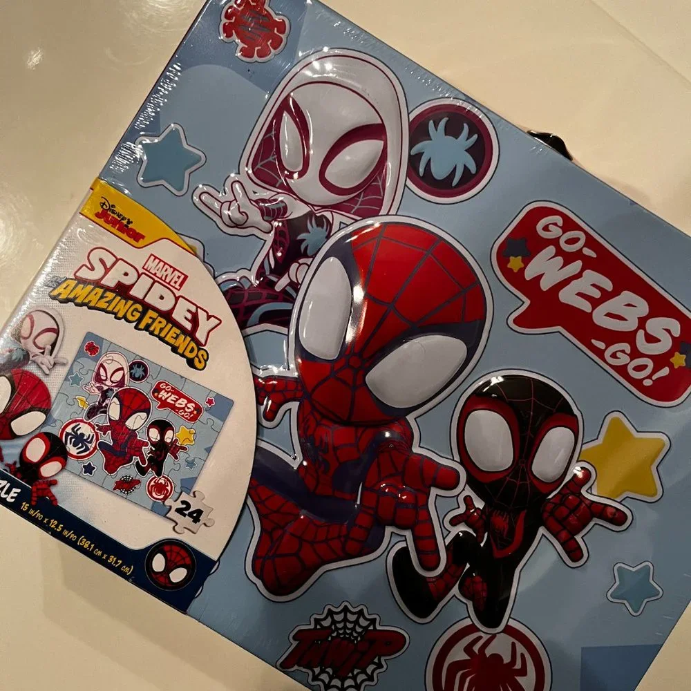 SpiderMan (Spidey & Friends - Marvel‎ Junior Lunchbox Puzzle - 24 pps - New -x